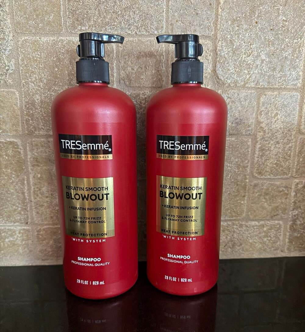 TRESemmé Keratin Smooth Blowout Shampoo Anti-Frizz Heat Protect 28 fl oz